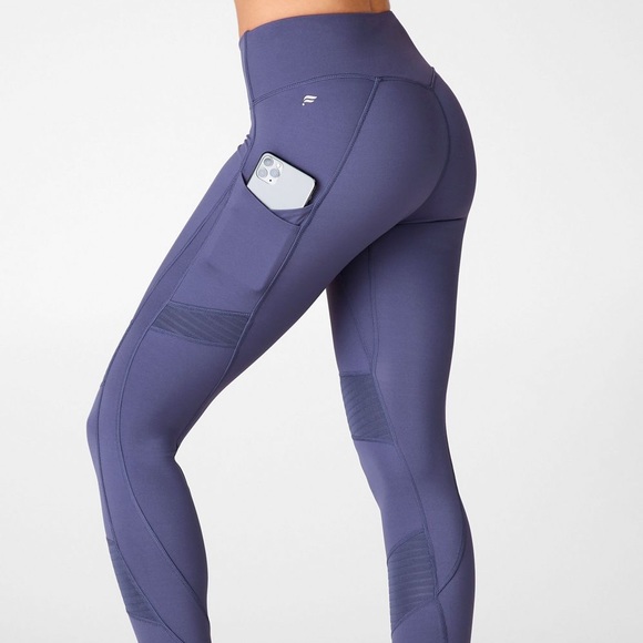 Hugh Waist Motion 365 Leggings - Picture 3 of 3